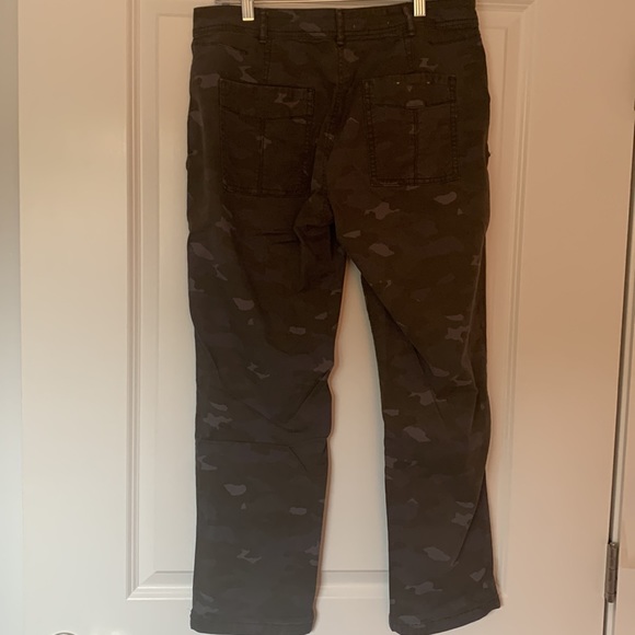Anthropologie camo pants - Picture 5 of 10